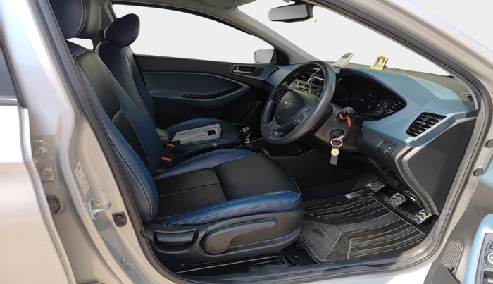 2015 Hyundai i20 Active 1.4 S, Diesel, Manual, 80,005 km, interior
