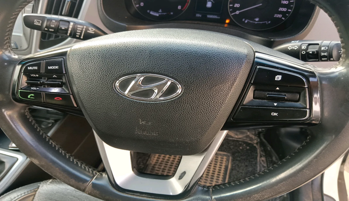 2018 Hyundai Creta SX (O) 1.6 DIESEL, Diesel, Manual, 1,68,555 km, interior