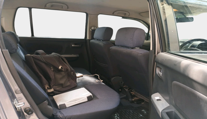 2011 Maruti Wagon R 1.0 VXI, Petrol, Manual, 1,22,944 km, interior