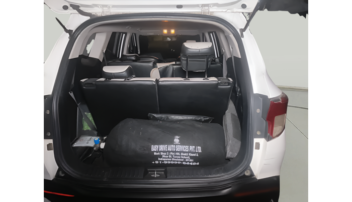 2023 KIA CARENS PREMIUM 1.5 PETROL 7 STR, Petrol, Manual, 29,709 km, exterior