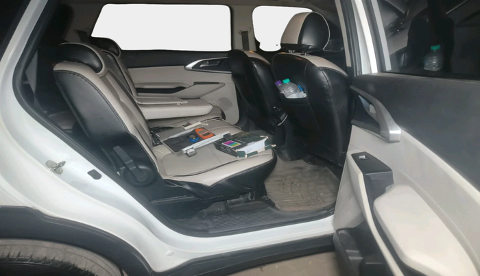 2023 KIA CARENS PREMIUM 1.5 PETROL 7 STR, Petrol, Manual, 29,709 km, interior