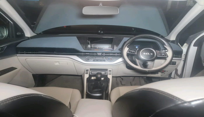 2023 KIA CARENS PREMIUM 1.5 PETROL 7 STR, Petrol, Manual, 29,709 km, interior