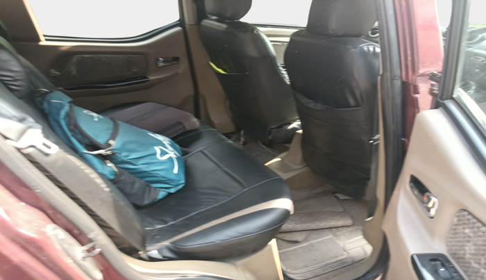 2017 Mahindra E20 Plus P4, Electric, Automatic, 64,187 km, interior