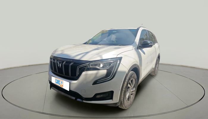 2022 Mahindra XUV700 AX 5 P AT 5 STR, Petrol, Automatic, 31,365 km, exterior