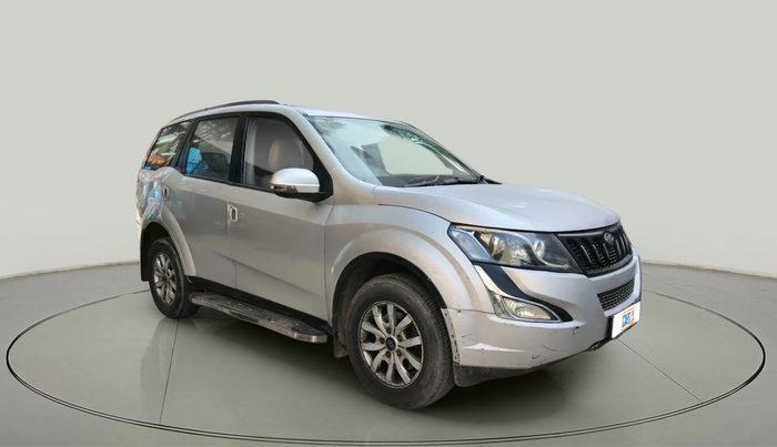 2017 Mahindra XUV500 W8 1.99, Diesel, Manual, 56,589 km, exterior