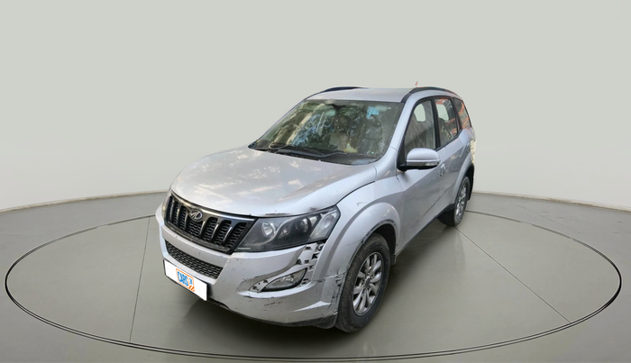 2017 Mahindra XUV500 W8 1.99, Diesel, Manual, 56,589 km, exterior