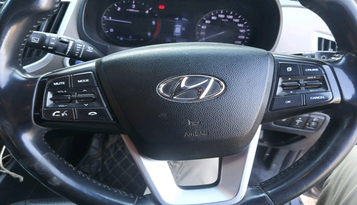 2018 Hyundai Creta SX (O) 1.6 DIESEL, Diesel, Manual, 1,06,011 km, interior