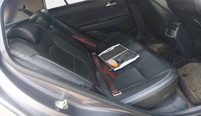 2018 Hyundai Creta SX (O) 1.6 DIESEL, Diesel, Manual, 1,06,011 km, interior