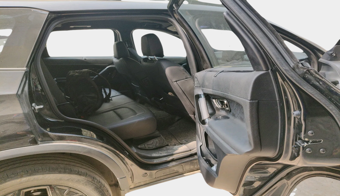 2024 Tata Safari ACCOMPLISHED DARK EDITION AT, Diesel, Automatic, 42,349 km, interior