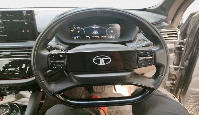 2024 Tata Safari ACCOMPLISHED DARK EDITION AT, Diesel, Automatic, 42,349 km, interior