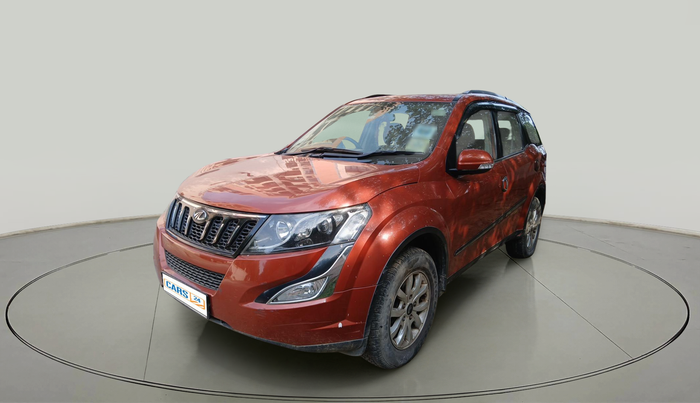 2015 Mahindra XUV500 W10, Diesel, Manual, 90,370 km, exterior