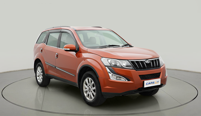 2015 Mahindra XUV500 W10, Diesel, Manual, 90,370 km, exterior