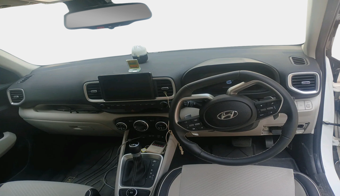 2025 Hyundai VENUE SX (O) 1.0 TURBO DCT, Petrol, Automatic, 4,913 km, interior