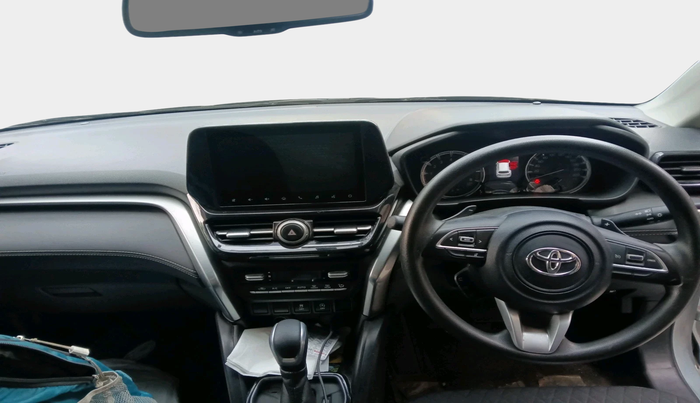 2024 Toyota URBAN CRUISER HYRYDER G AT NEO DRIVE, Petrol, Automatic, 5,744 km, interior