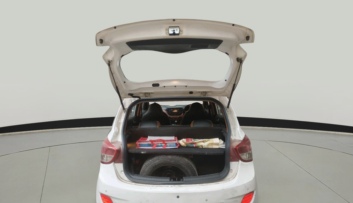 2015 Hyundai Grand i10 SPORTZ 1.2 KAPPA VTVT, Petrol, Manual, 1,16,670 km, exterior