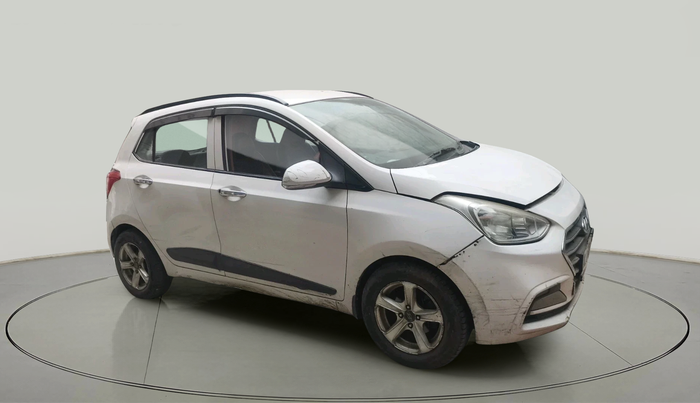 2015 Hyundai Grand i10 SPORTZ 1.2 KAPPA VTVT, Petrol, Manual, 1,16,670 km, exterior