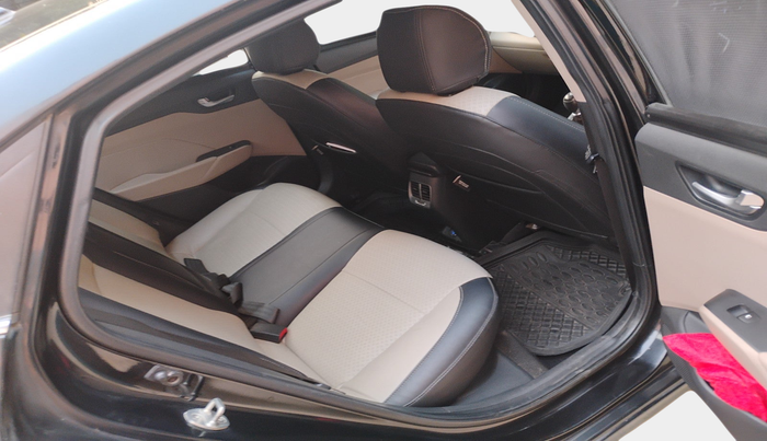 2019 Hyundai Verna 1.6 VTVT SX, Petrol, Manual, 76,966 km, interior