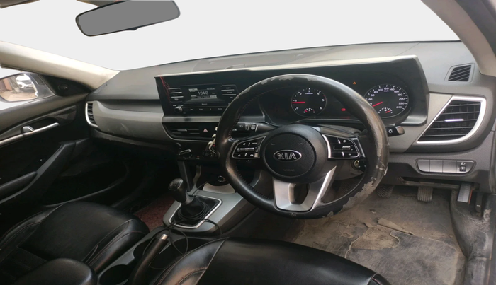 2019 KIA SELTOS HTE 1.5 DIESEL, Diesel, Manual, 1,31,022 km, interior