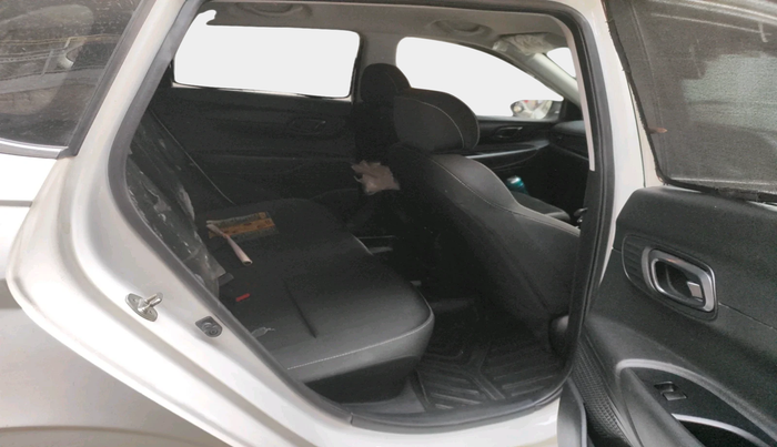 2022 Hyundai NEW I20 SPORTZ 1.2 MT, Petrol, Manual, 14,235 km, interior