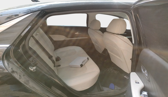 2024 Hyundai Verna SX(O) 1.5 MPI IVT , Petrol, Automatic, 12,888 km, interior