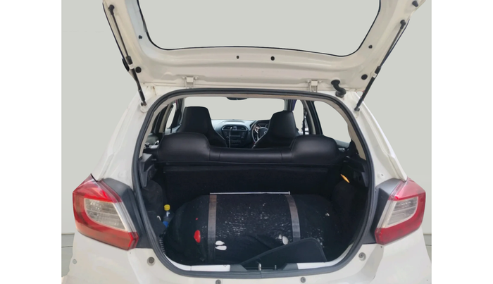 2017 Tata Tiago XZ PETROL, Petrol, Manual, 1,05,887 km, exterior