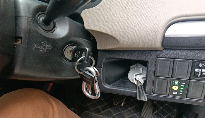 2016 Maruti Wagon R 1.0 LXI CNG, Petrol, Manual, 67,817 km, interior