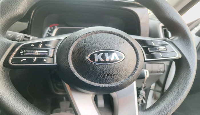 2020 KIA SONET HTK PLUS 1.2, Petrol, Manual, 54,646 km, interior
