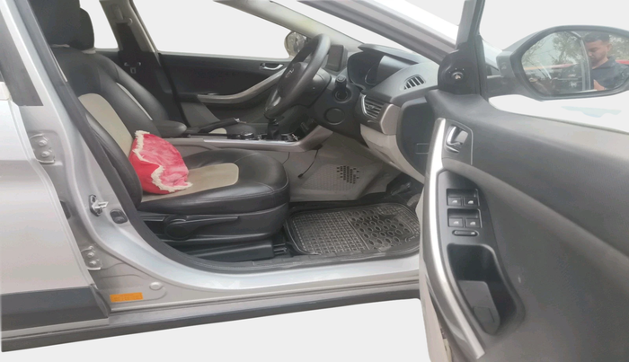 2017 Tata NEXON XZ PLUS DIESEL, Diesel, Manual, 67,915 km, interior