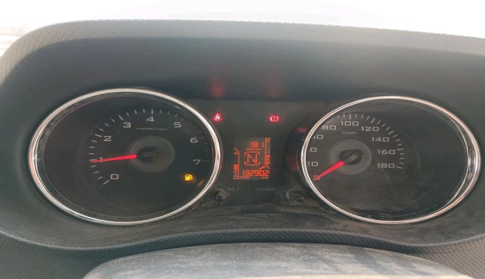 2016 Mahindra TUV300 T8, Diesel, Manual, 1,32,902 km, interior