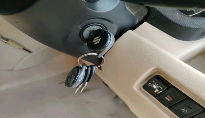 2016 Maruti Swift Dzire VXI, Petrol, Manual, 74,372 km, interior