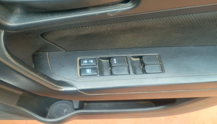 2021 Maruti Vitara Brezza VXI, Petrol, Manual, 57,876 km, interior