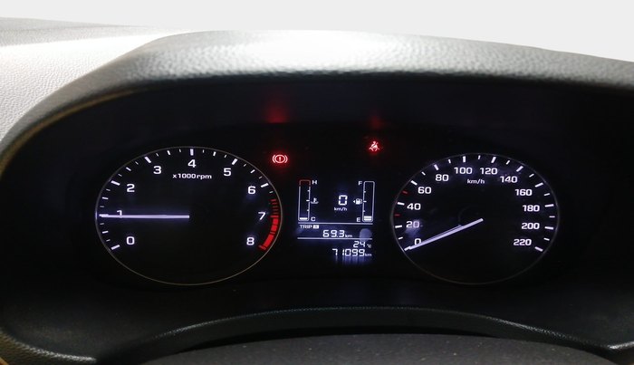 2017 Hyundai Creta SX PLUS 1.6 PETROL, Petrol, Manual, 71,099 km, interior