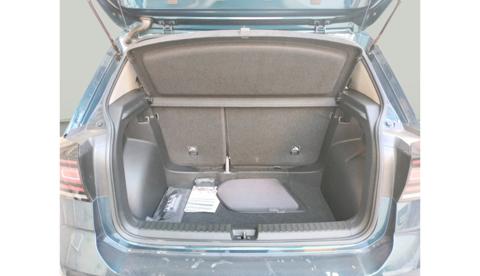 2025 Volkswagen TAIGUN HIGHLINE 1.0 TSI MT, Petrol, Manual, 2,434 km, exterior