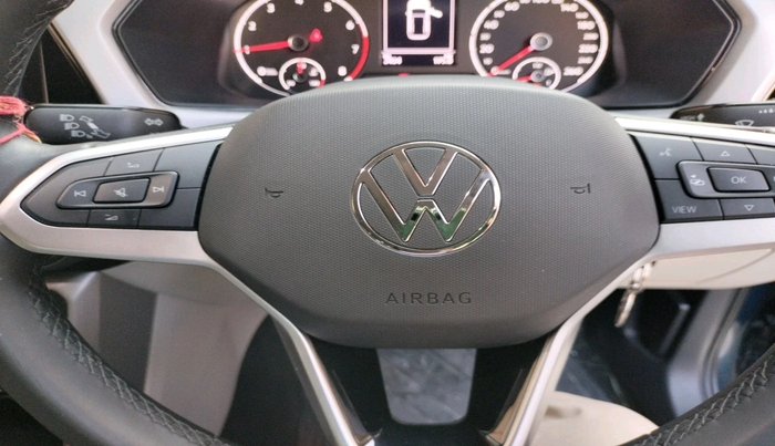 2025 Volkswagen TAIGUN HIGHLINE 1.0 TSI MT, Petrol, Manual, 2,434 km, interior