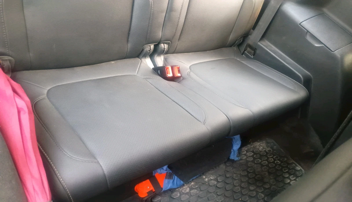 2017 Tata Hexa XT 4X4 7 STR, Diesel, Manual, 1,20,465 km, interior