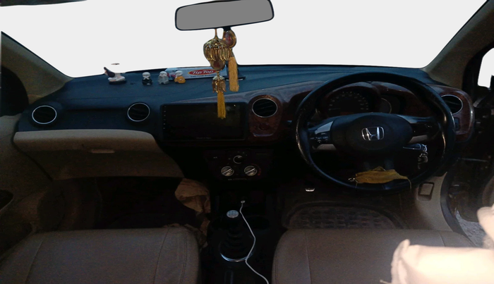 2015 Honda Amaze 1.2L I-VTEC S, Petrol, Manual, 77,084 km, interior