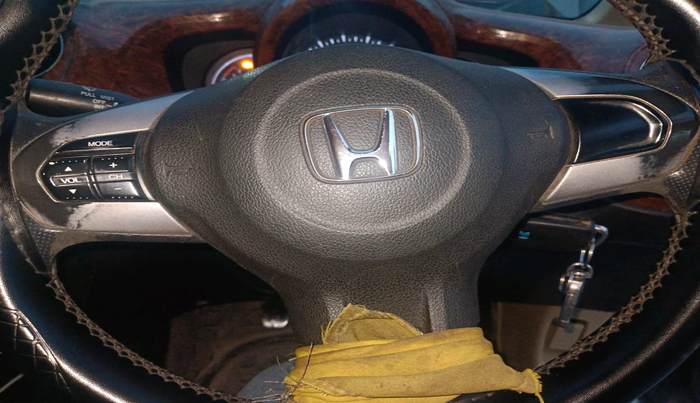 2015 Honda Amaze 1.2L I-VTEC S, Petrol, Manual, 77,084 km, interior