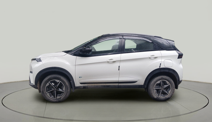 2024 Tata NEXON EV EMPOWERED LONG RANGE, Electric, Automatic, 25,698 km, exterior