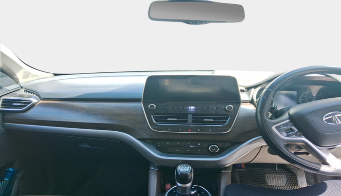 2020 Tata Harrier XZA PLUS 2.0L, Diesel, Automatic, 1,34,000 km, interior