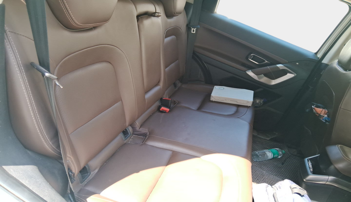 2020 Tata Harrier XZA PLUS 2.0L, Diesel, Automatic, 1,34,000 km, interior