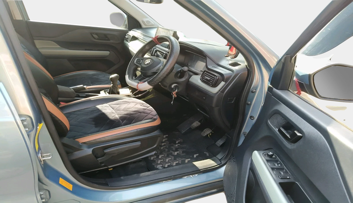 2025 Tata PUNCH ADVENTURE MT CNG , Petrol, Manual, 5,981 km, interior