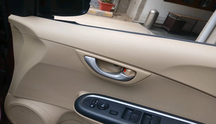 2016 Honda Amaze 1.2L I-VTEC VX AT, Petrol, Automatic, 81,407 km, interior