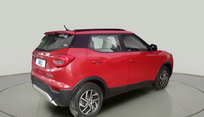 2022 Mahindra XUV300 W8 (O) 1.2 PETROL, Petrol, Manual, 17,986 km, exterior