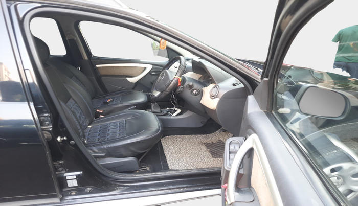 2013 Renault Duster 85 PS RXL DIESEL, Diesel, Manual, 1,36,819 km, interior