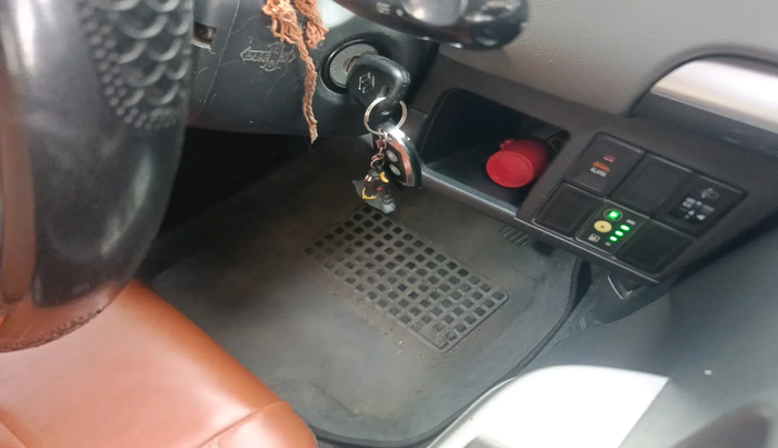2011 Maruti Wagon R 1.0 LXI CNG, Petrol, Manual, 1,18,910 km, interior