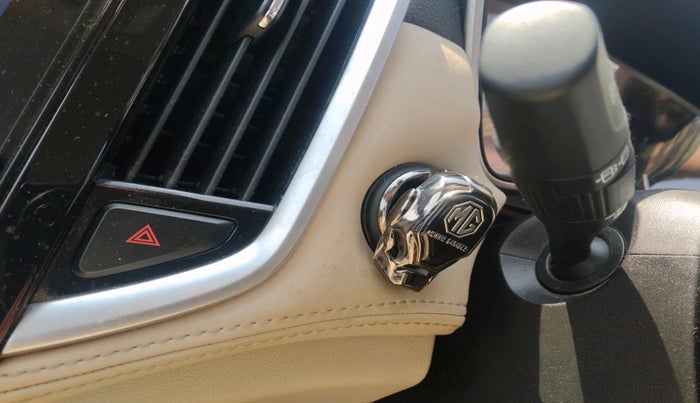 2021 MG HECTOR SHARP 1.5 PETROL CVT, Petrol, Automatic, 24,406 km, interior