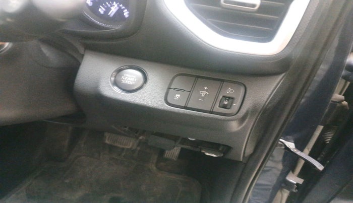 2019 Hyundai VENUE SX PLUS 1.0 TURBO DCT, Petrol, Automatic, 41,163 km, interior