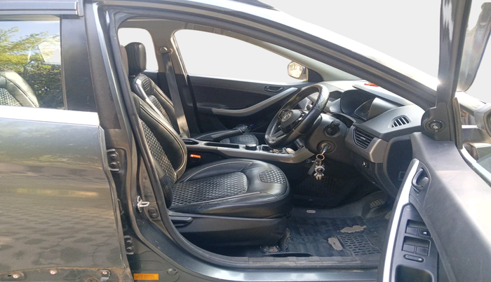 2020 Tata NEXON XM SUNROOF PETROL, Petrol, Manual, 29,492 km, interior