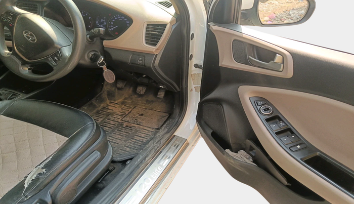 2015 Hyundai Elite i20 SPORTZ 1.2, Petrol, Manual, 52,921 km, interior