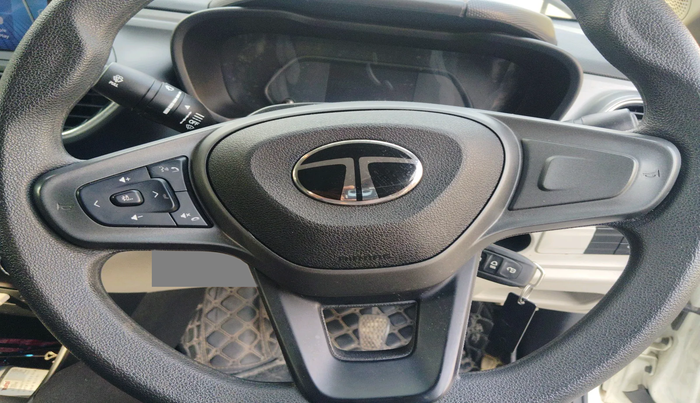 2024 Tata ALTROZ XM PLUS CNG, Petrol, Manual, 12,689 km, interior